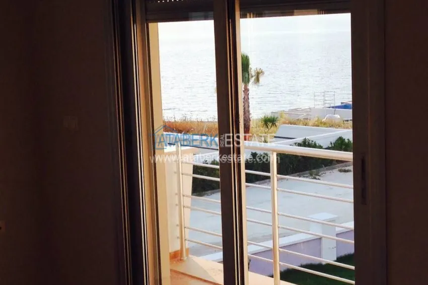 Дом с территорией в Чешме в престижном районе 12