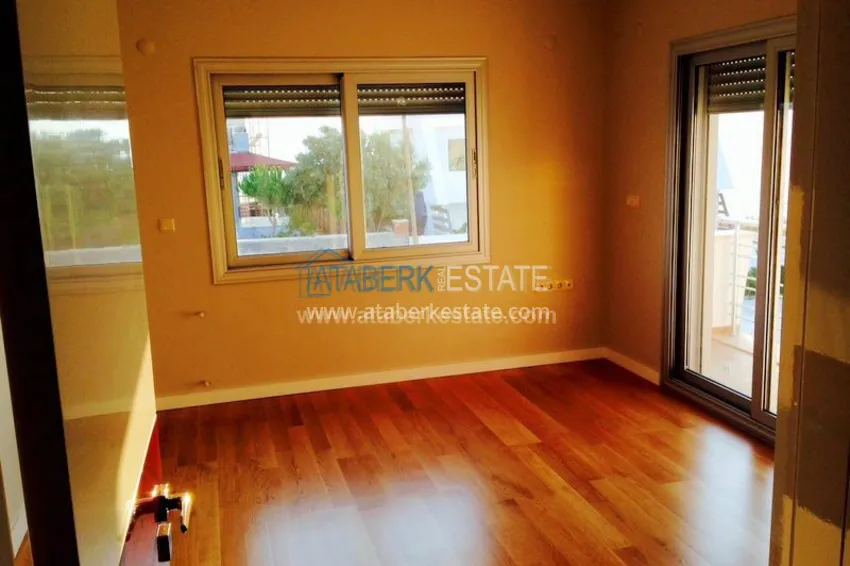 Дом с территорией в Чешме в престижном районе 16