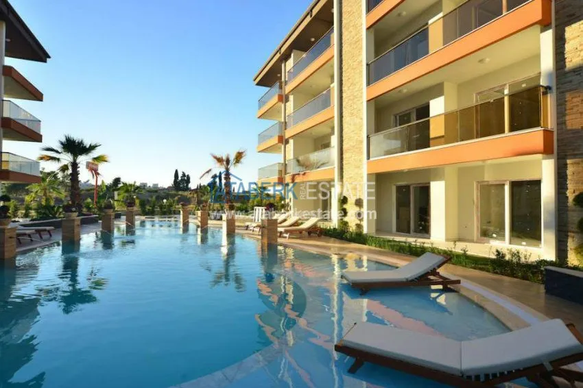 Двухкомнатная квартира в 200 метрах от моря, в комплексе Бриллиант 3 