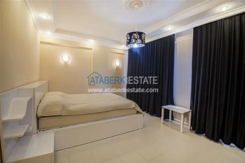 Просторный пентхаус 3+2 в центре Махмутлара 2 