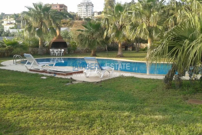 Вилла - Замок у побережья Средиземного моря. 3 