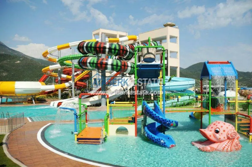 Меблированная вилла с тремя спальнями в Голд Сити. 6 