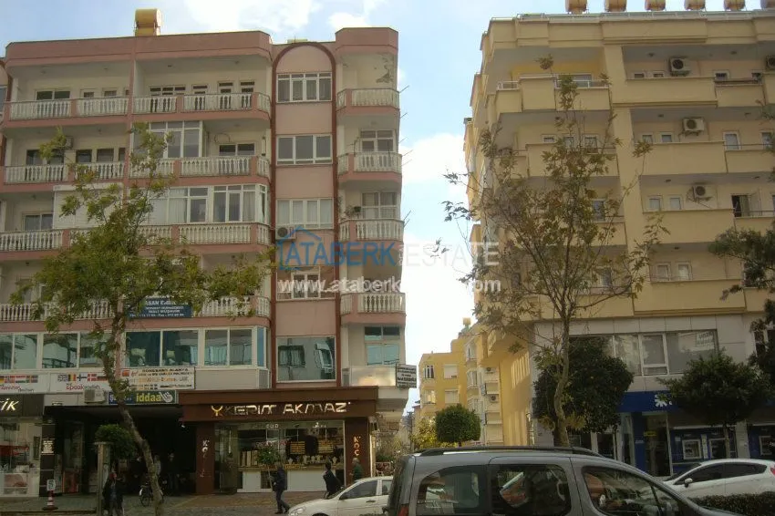 Квартира от собственника на центральной улице Алании 3 