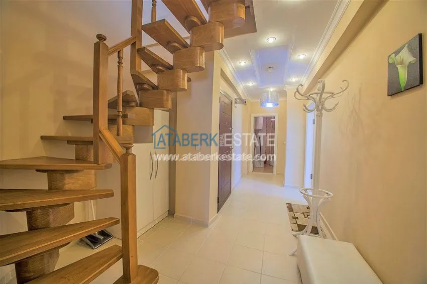 Просторный пентхаус 3+2 в центре Махмутлара 10 