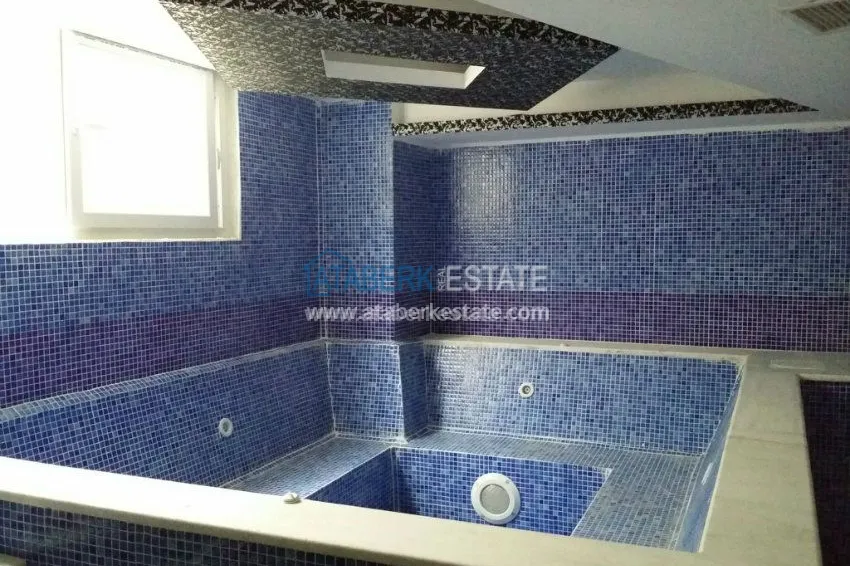 Продажа апартаментов в комплексе  Geray Park в центре Махмутлара. 17 