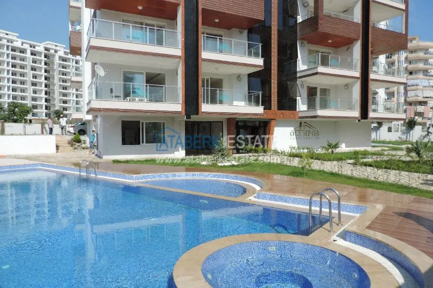 Солнечная квартира 2+1 в Махмутларе 5 