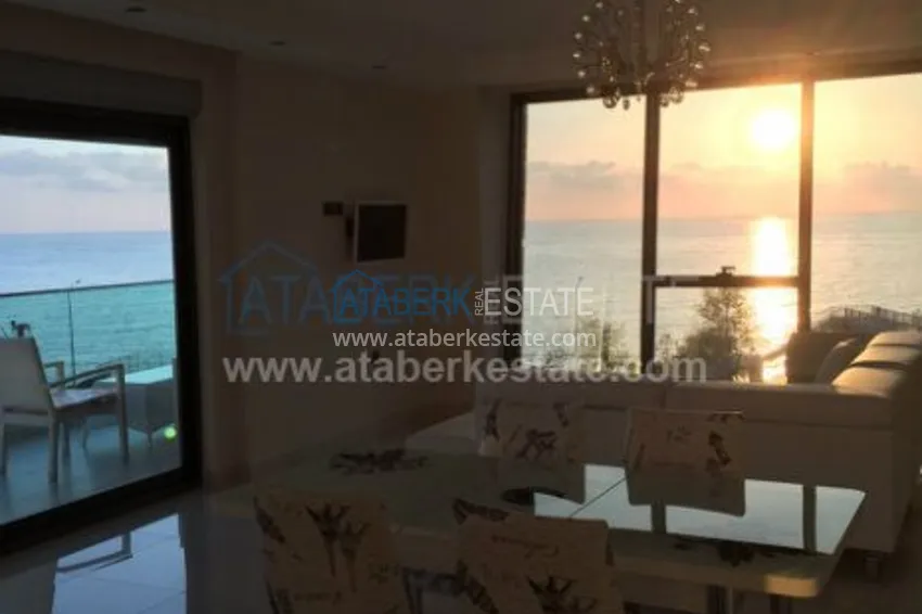 Прекрасные апартаменты в элитном жилом комплексе на первой береговой линии 18