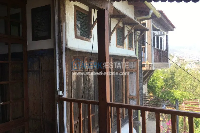 Старинный особняк с потрясающим видом 6 