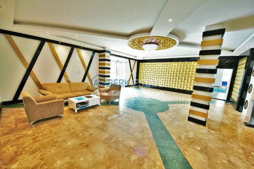 Апартаменты 1+1 в благоустроенном комплексе на первой линии 11 