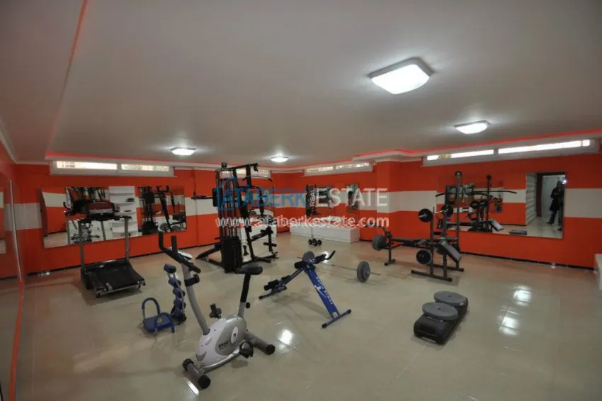 Трехкомнатная квартира на первой линии от моря 5