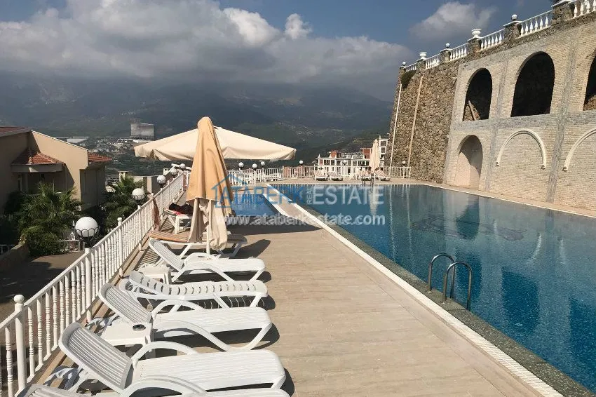 Вилла с садом и потрясающим видом, ждет своего нового владельца! 7 