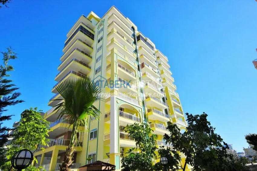 Новая квартира 1+1 в Аланье - Махмутлар 3 