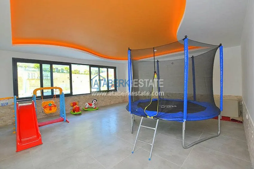 Двухкомнатная квартира в комплексе с крытым бассейном район Каргыджак 7 