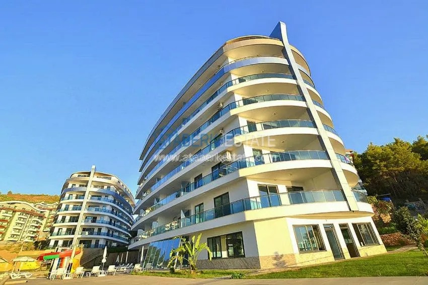 Двухкомнатная квартира в комплексе с крытым бассейном район Каргыджак 15 