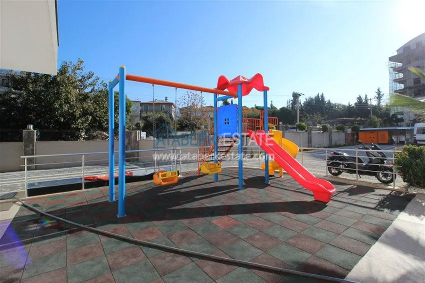 Уютная квартира в современном комплексе района Махмутларе 9 