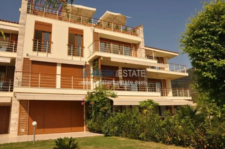 Апартаменты с видом на море в районе Конаклы. 1 