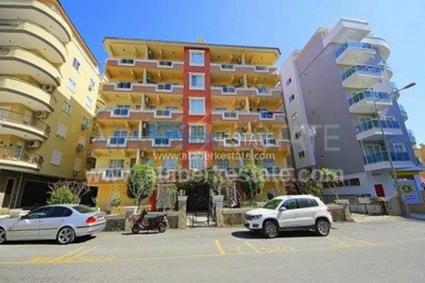 Меблированная трехкомнатная квартира в комплексе с бассейном в Алании, 120 м2 1 