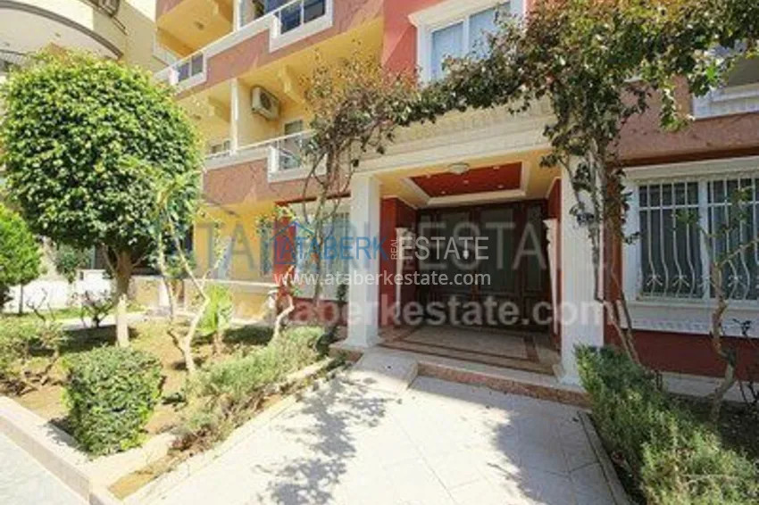 Меблированная трехкомнатная квартира в комплексе с бассейном в Алании, 120 м2 5 