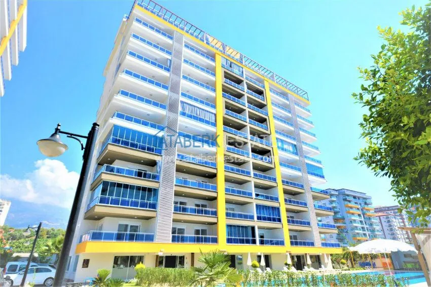 Трехкомнатная квартира в современном комплексе Махмутлара 20 