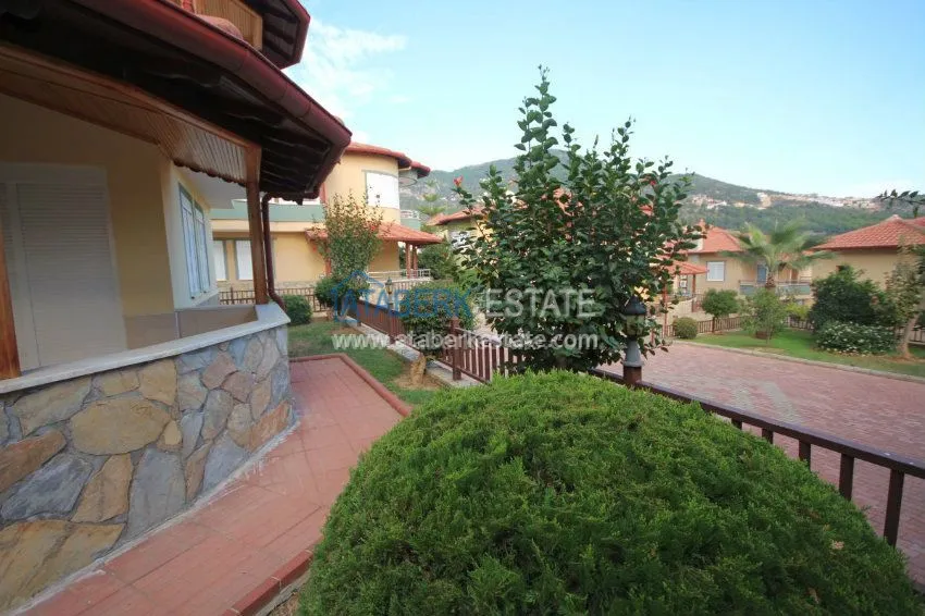 Уютная вилла, с мебелью и техникой в жилом комплексе 13