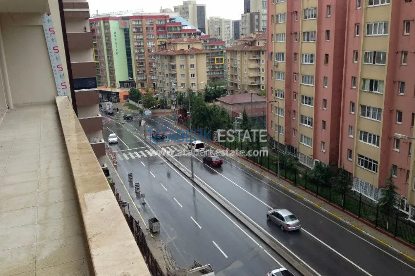 Шикарный построенный новый комплекс в Стамбуле 16