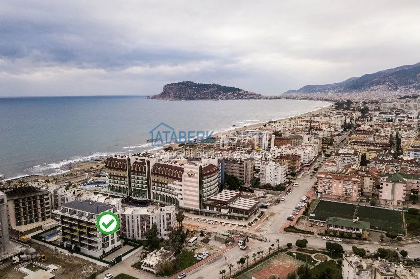 Трехкомнатная квартира - первая линия у моря, на срочной продаже, по отличной цене! 1 