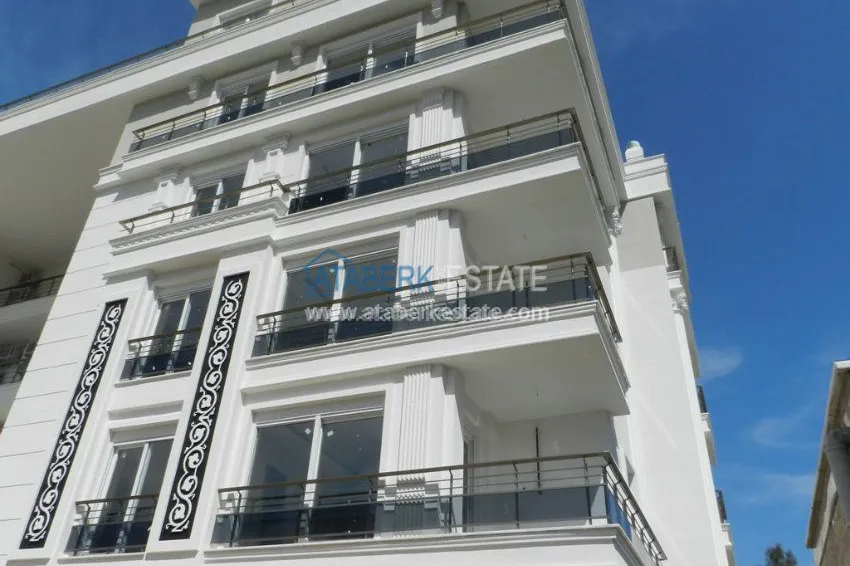 Прекрасный комплекс от застройщика в центре района Коньялты 26 