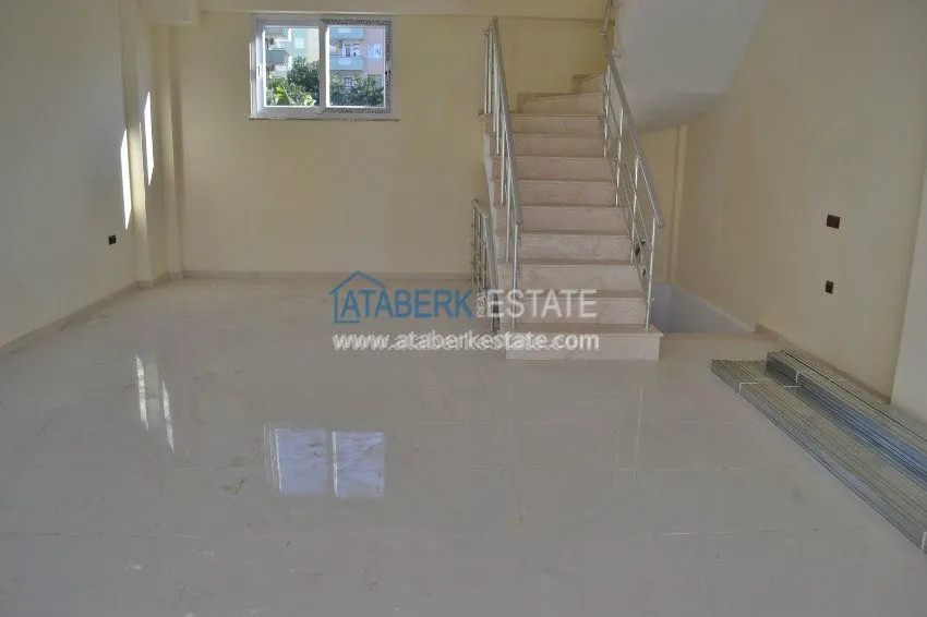 Новая квартира в центре Махмутлара в ухоженном жилом комплексе 9 