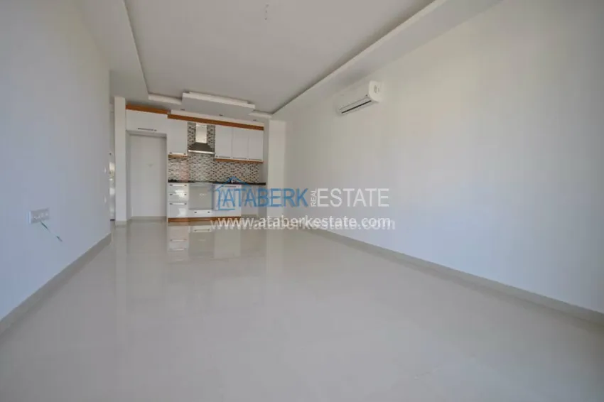 Новая двухкомнатная квартира в европейском районе Оба 9 