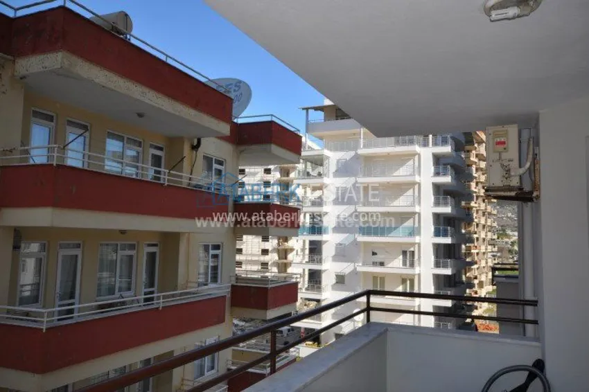 Недорогая трехкомнатная квартира в комплексе в Махмутларе от собственника 23 