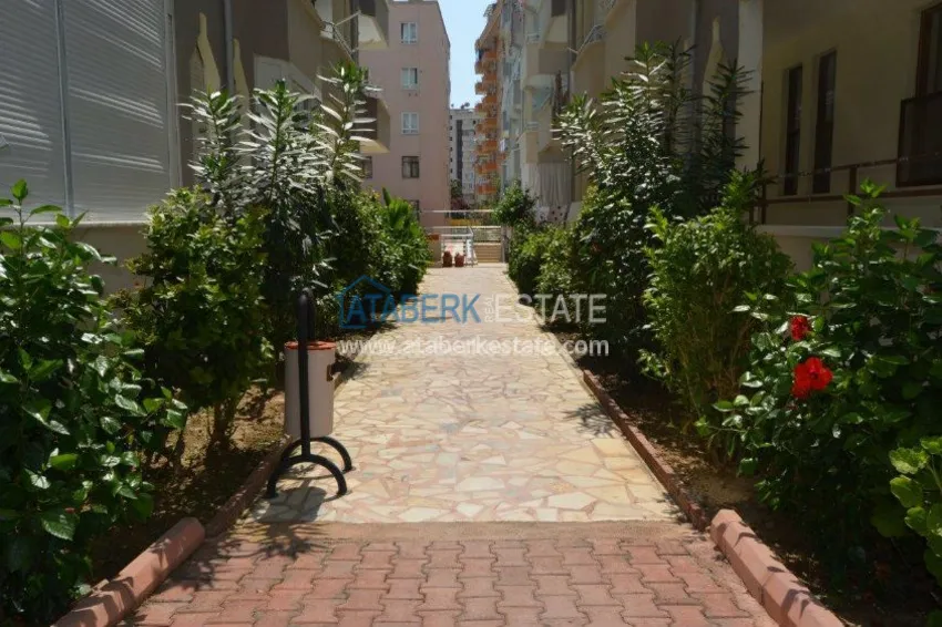 Квартира большой площади в прекрасном жилом комплексе в Махмутларе 33 