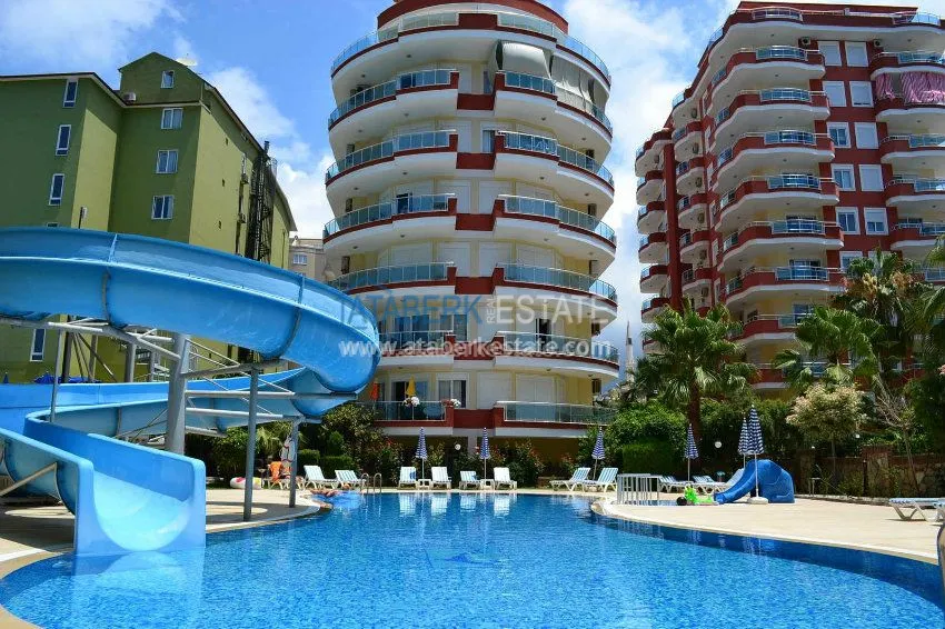 Просторные апартаменты 2+1 на берегу лазурного моря. 1 