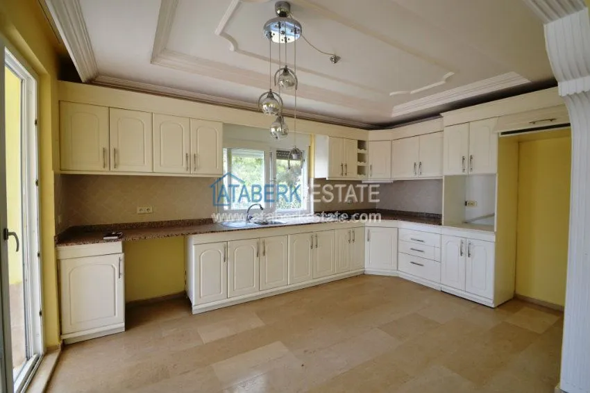 Элитные апартаменты 2+1 в комплексе с закрытым бассейном 39 