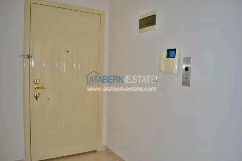 Просторные апартаменты 2+1 в комплексе с басейном. 8 