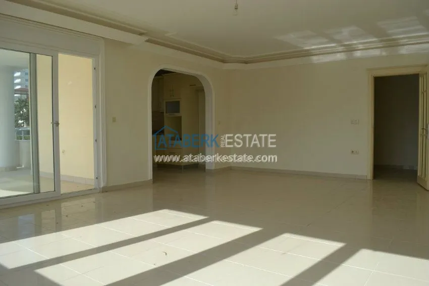 Просторная квартира от собственника в комплексе с инфраструктурой отеля 5 