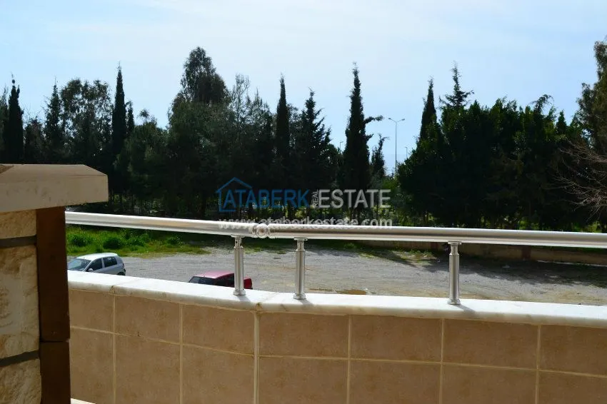 Меблированная квартира в комплексе у моря с зимним бассейном 22