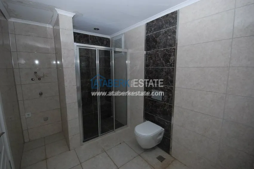 Просторна четырехкомнатная квартира в живописном месте Махмутлар 11 