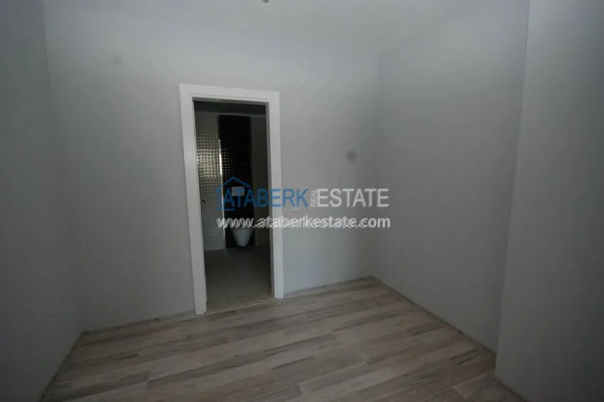 Просторна четырехкомнатная квартира в живописном месте Махмутлар 17 