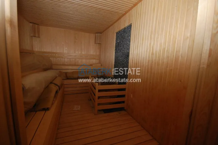 Просторна четырехкомнатная квартира в живописном месте Махмутлар 42 