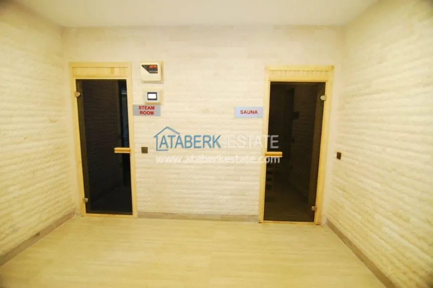 Пентхаус в комплексе с закрытым бассейном. 11