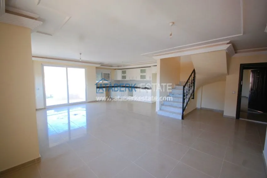 Зеленый комплекс с большой территорией в уютном районе Оба 14