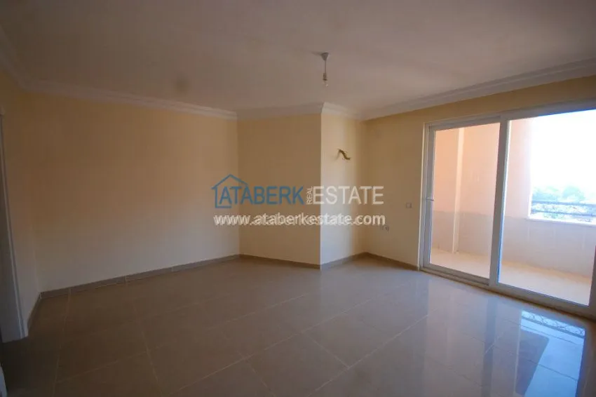 Зеленый комплекс с большой территорией в уютном районе Оба 15