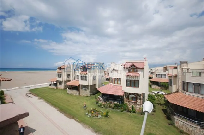 Виллы на первой береговой линии 10