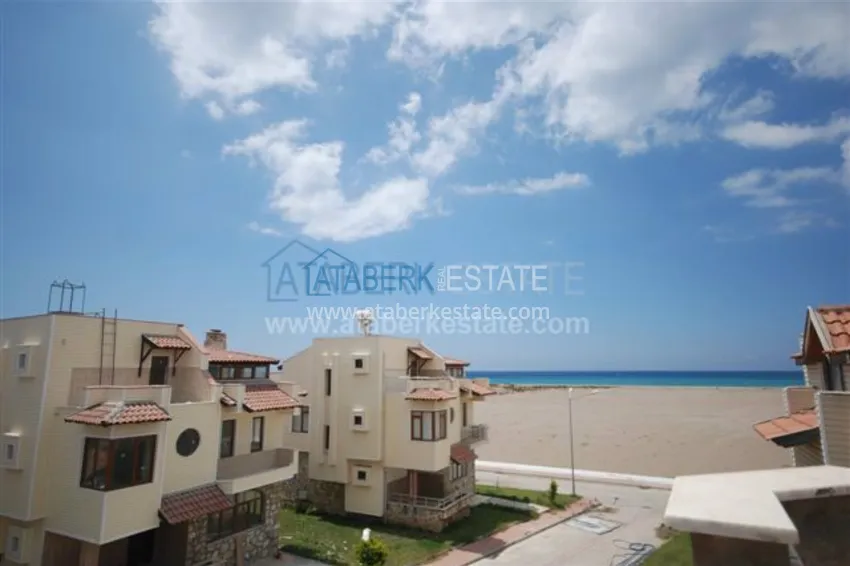 Виллы на первой береговой линии 12