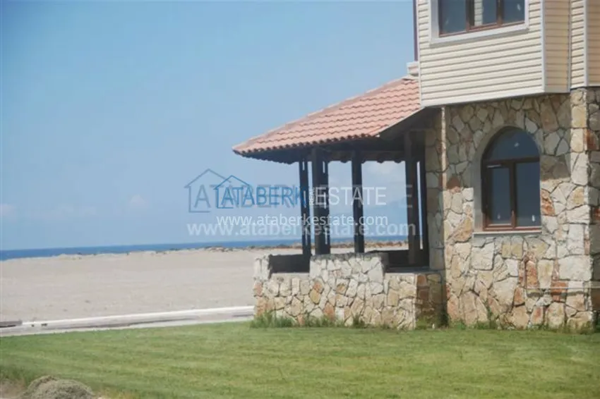 Виллы на первой береговой линии 13