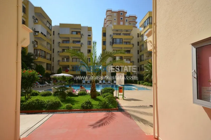 Квартира в аренду по низкой стоимости  в комплексе с бассейном  30 