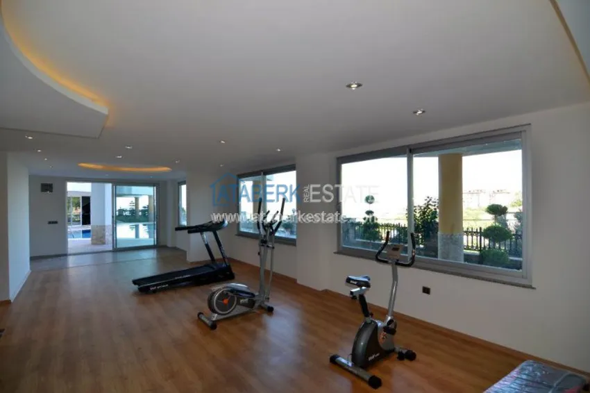 Элитный жилой комплекс в окружении хвойного леса у моря 17 