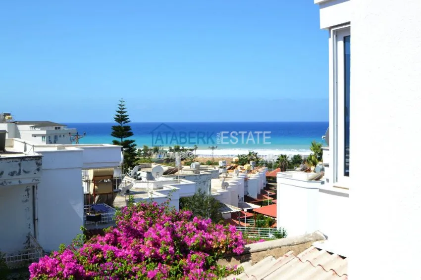 Вилла с мебелью на берегу моря. 4 