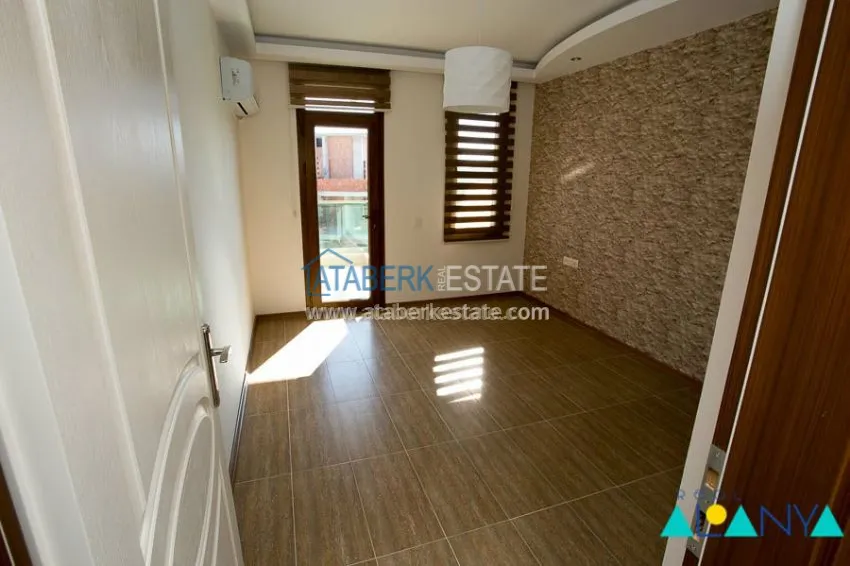 Прекрасный дуплекс в очаровательном комплексе! 38 