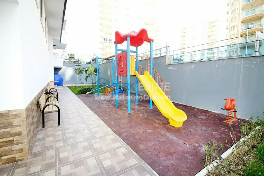 Новая квартира 2+1 в новом доме в Махмутларе от собственника 15 